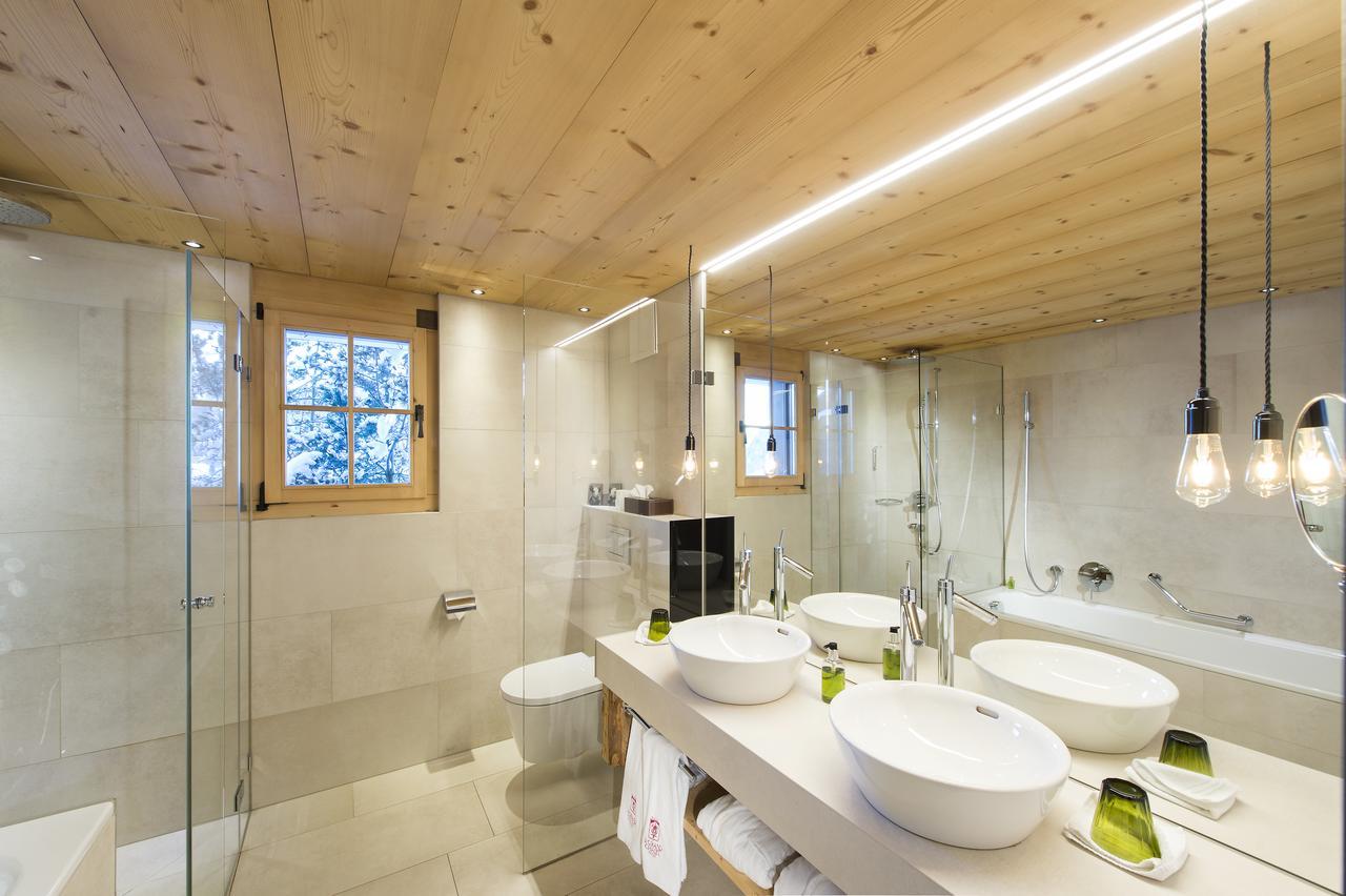 Deluxe Double Room Balcony Mountain View